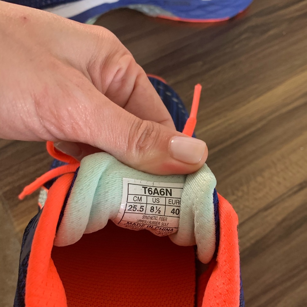 ASICS sneakers - Picture 3 of 3